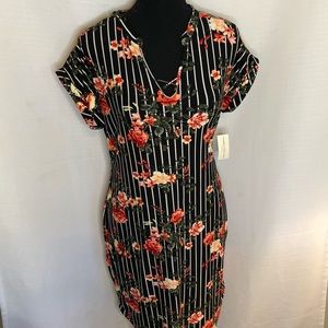 *NEW* Bobbie Brooks Floral Dress Size Medium